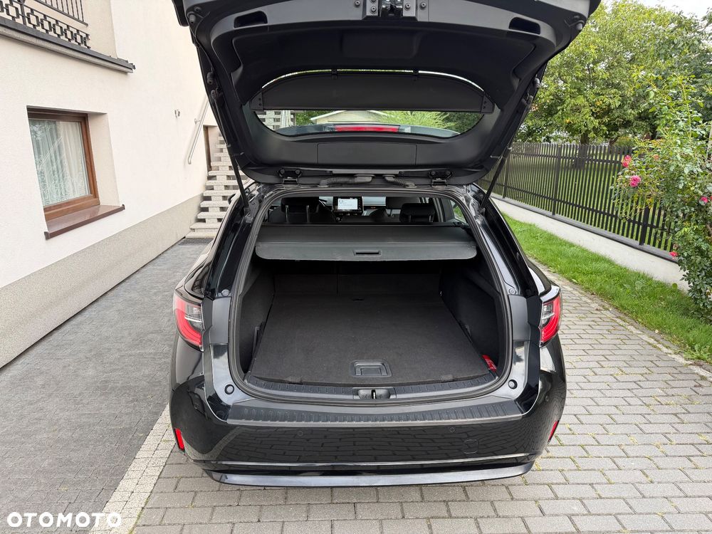 Toyota Corolla 1.8 Hybrid Comfort - 23