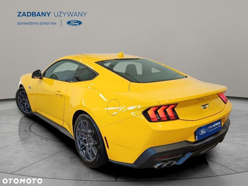 Ford Mustang Fastback 24 - 4