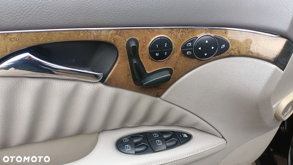 Mercedes-Benz Klasa E 320 CDI 7G-TRONIC Avantgarde BusinessEDITION - 20