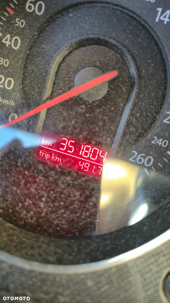 Volkswagen Passat 1.9 TDI Comfortline - 11