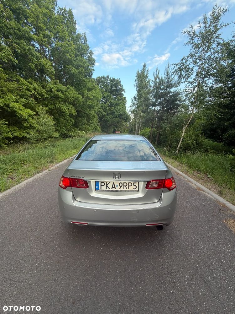 Honda Accord - 4