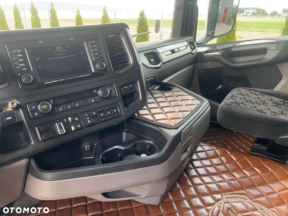Scania R450 / RETARDER / WYSOKA KABINA / ACC / KLIMA POSTOJOWA / 2020 - 26