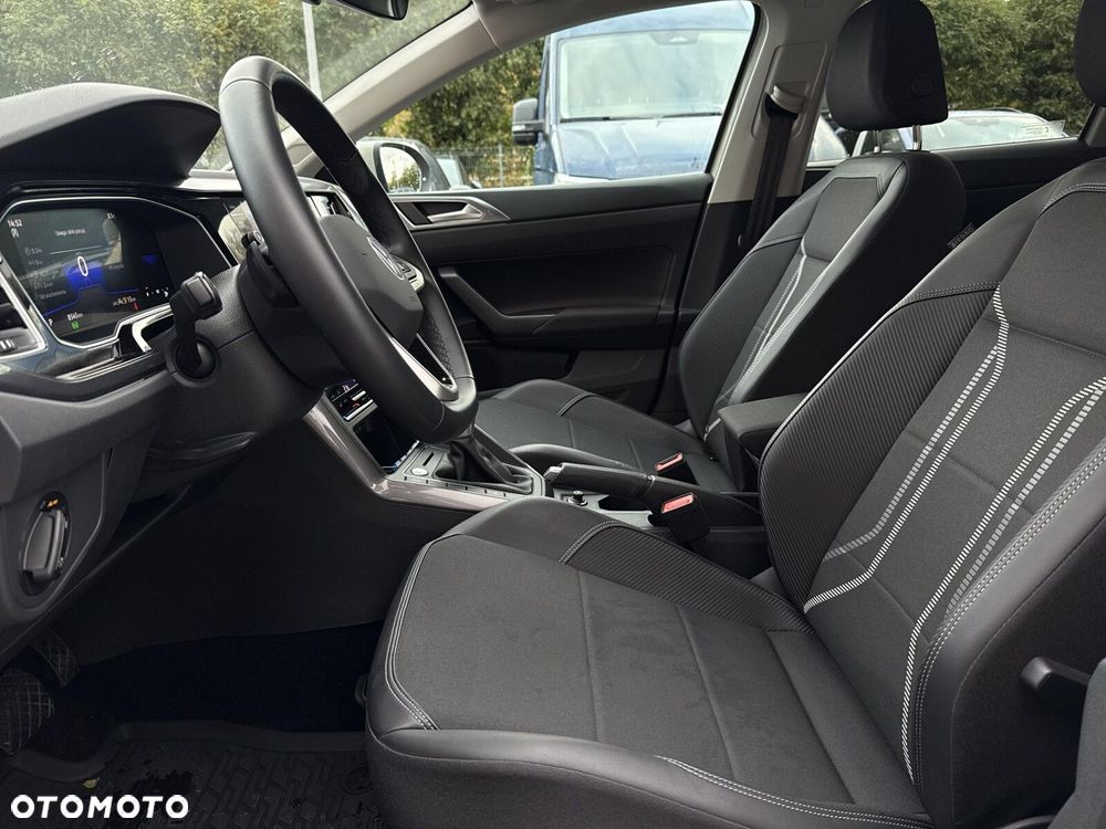 Volkswagen Taigo - 12