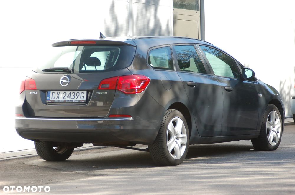 Opel Astra 1.4 T Enjoy S&S - 16