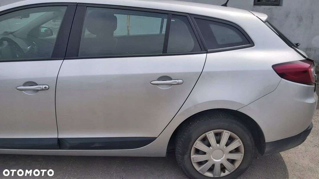 RENAULT MEGANE III 1,5 DCI ROZRUSZNIK - 10
