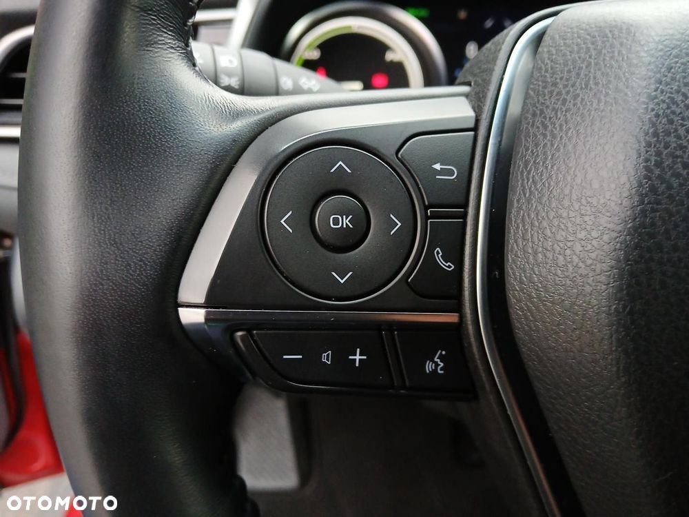 Toyota Camry 2.5 Hybrid Executive CVT - 22