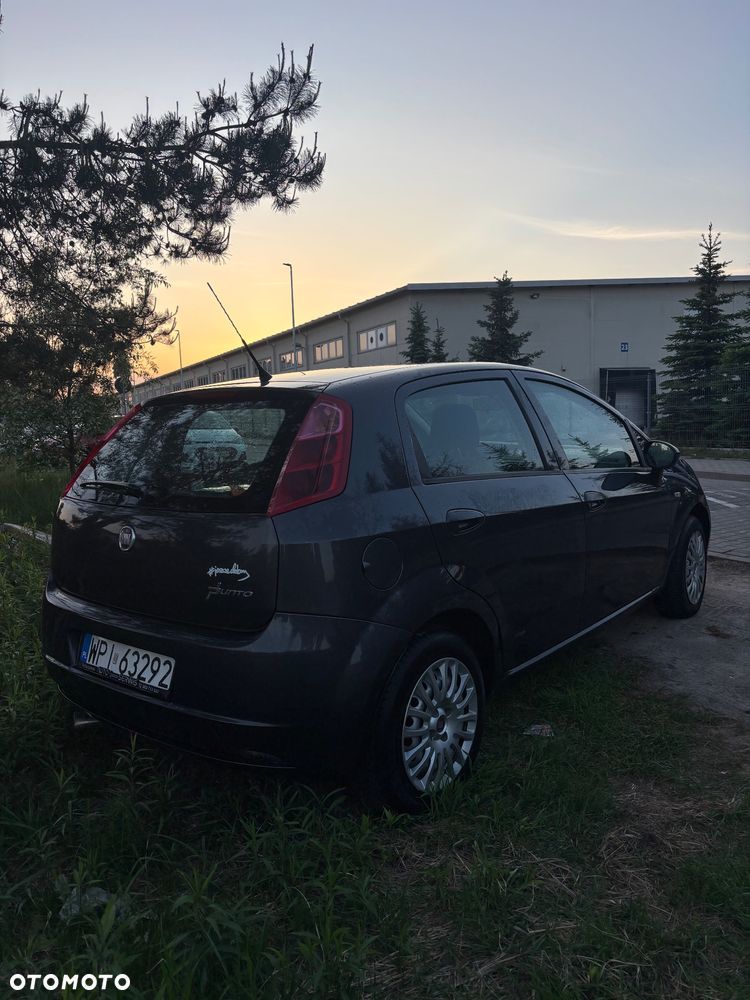 Fiat Grande Punto - 1