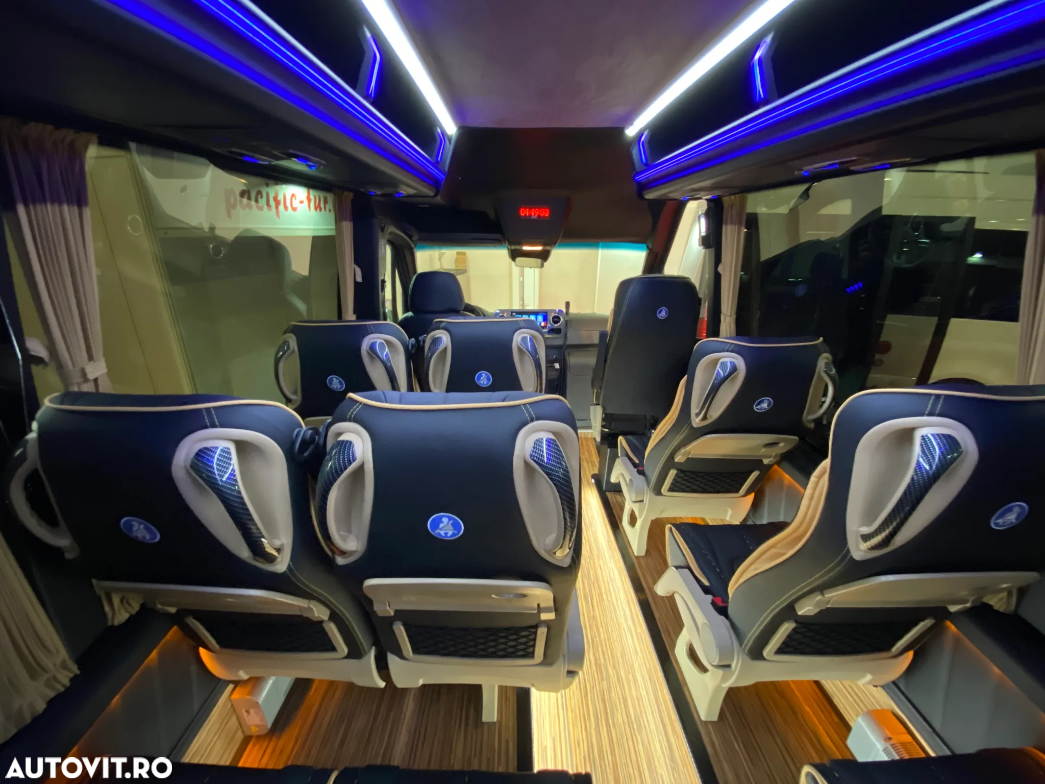 Mercedes-Benz 519 19+1+1 LOCURI vip  *COC* - 21