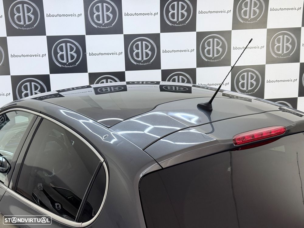 Peugeot 208 1.2 PureTech Allure EAT6 - 10