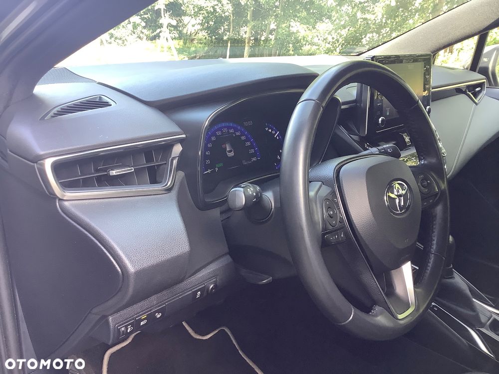 Toyota Corolla 1.8 Hybrid Comfort - 12