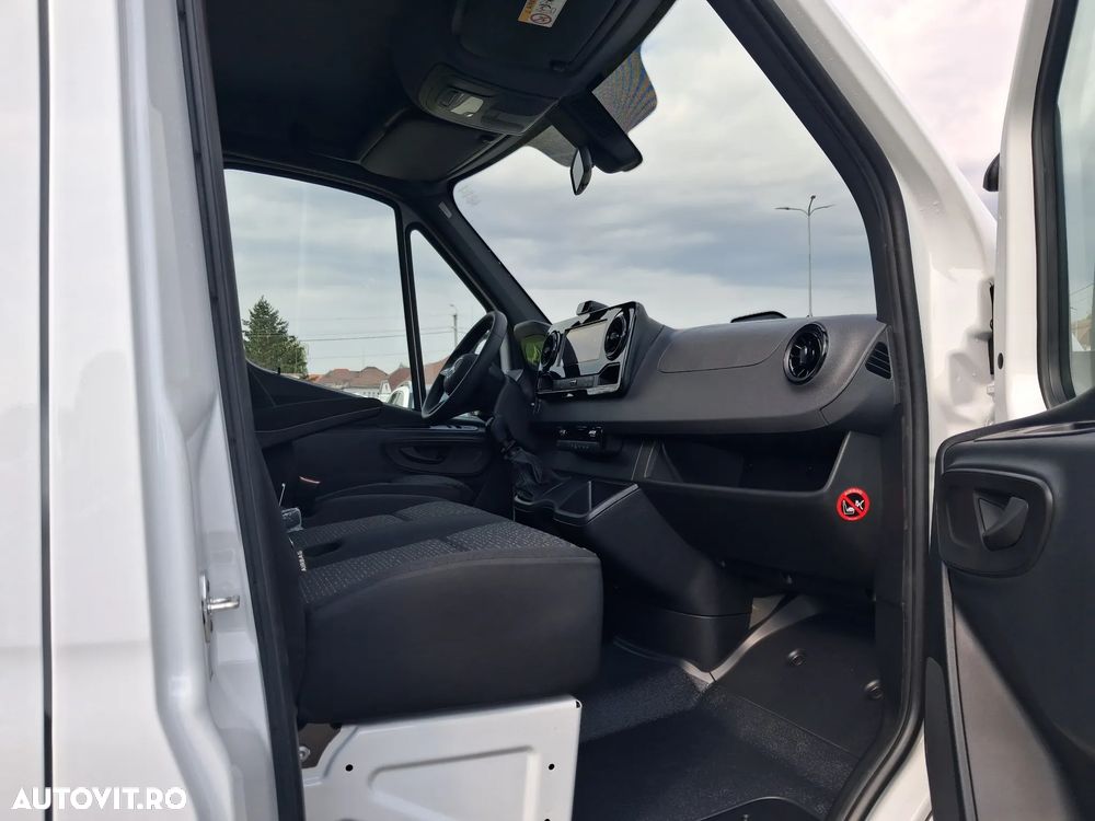 Mercedes-Benz Sprinter Tourer 319 CDI standard PRO - 28