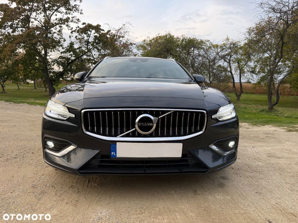 Volvo V60 2019 photo 2
