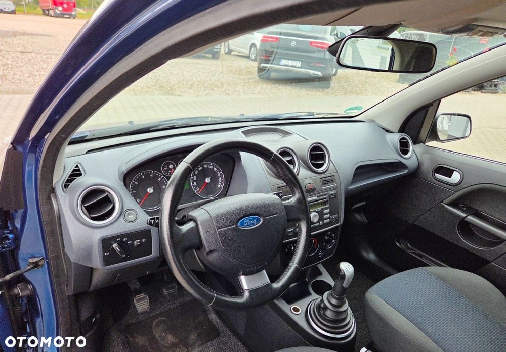 Ford Fiesta - 7