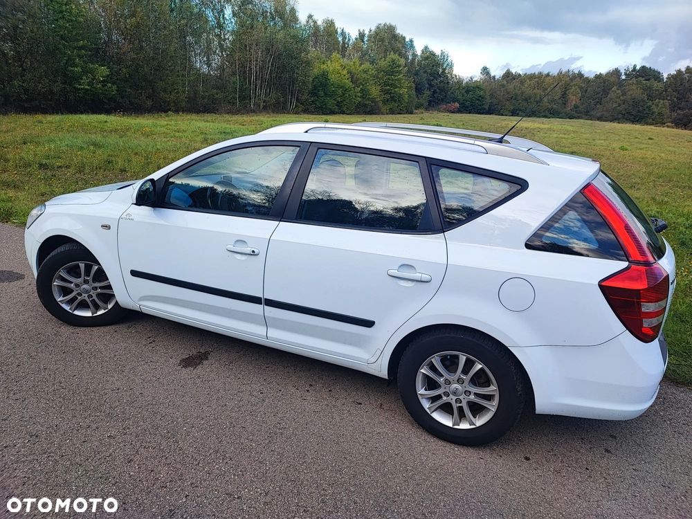 Kia Ceed Cee'd 1.6 Optimum + - 7