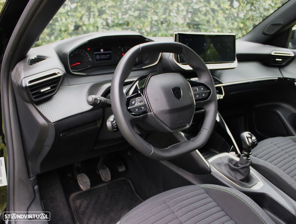 Peugeot 2008 1.2 PureTech Active - 18