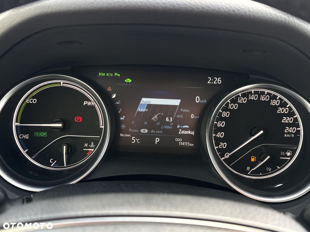 Toyota Camry 2.5 Hybrid Executive CVT - 18