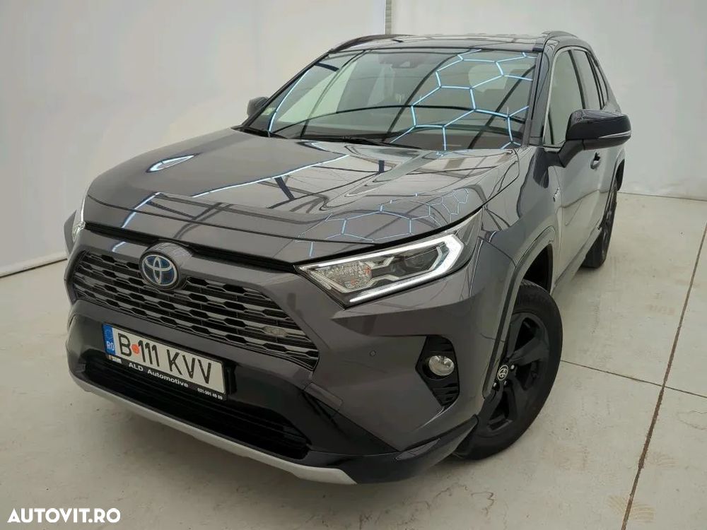 Toyota RAV4 - 1