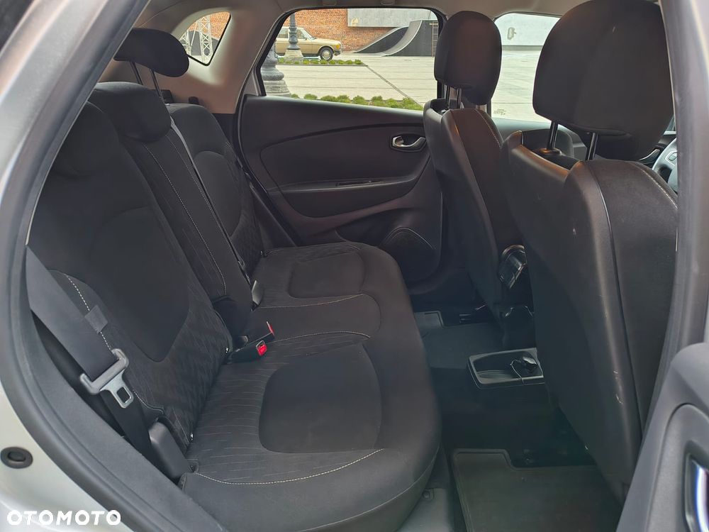 Renault Captur 1.2 Energy TCe Limited - 37