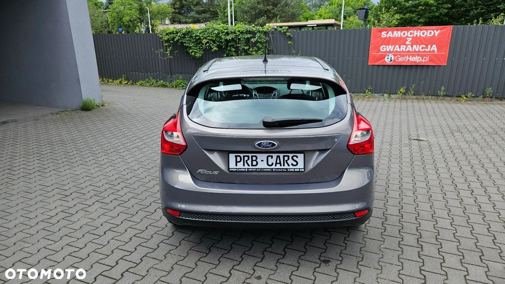 Ford Focus - 8