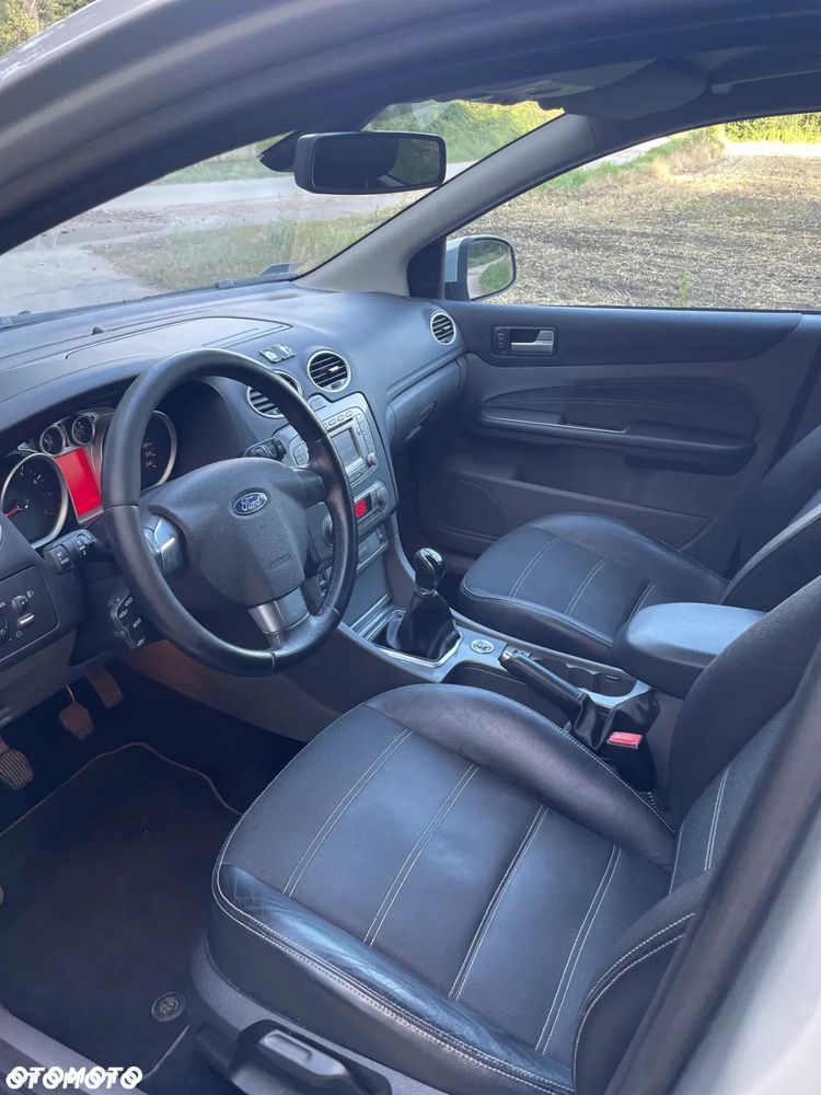 Ford Focus 1.8 FF Platinium X - 8