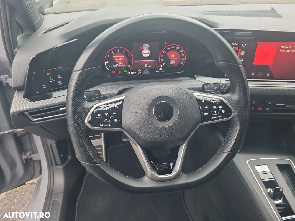 Volkswagen Golf - 17