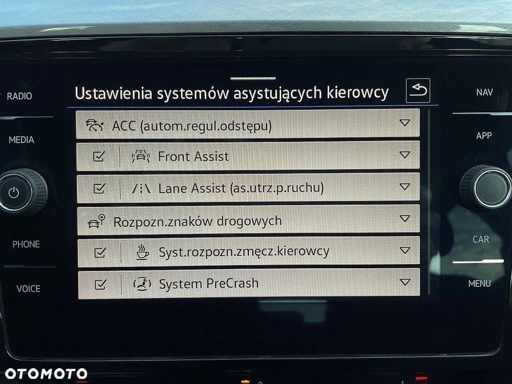 Volkswagen Passat 2.0 TDI EVO Business DSG - 17