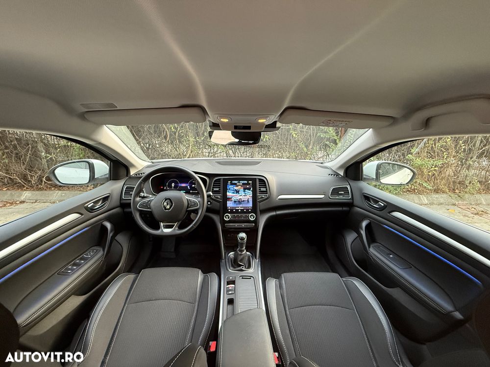 Renault Megane TCe 140 GPF Techno - 13
