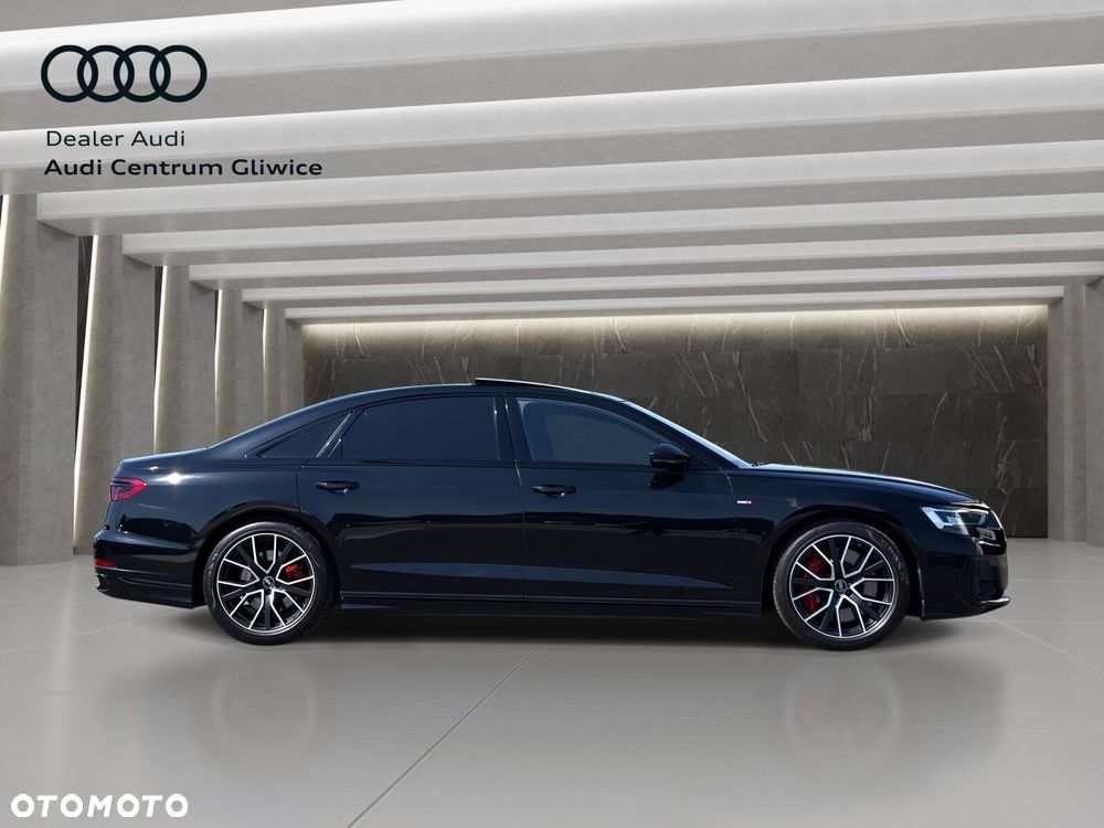 Audi A8 - 8