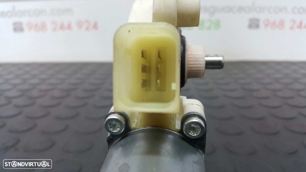 MOTOR ELEVADOR FRENTE ESQUERDO MERCEDES CLASE CLK (W209) COUPE 220 CDI (209.308) - 4