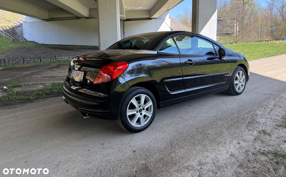 Peugeot 207 - 14