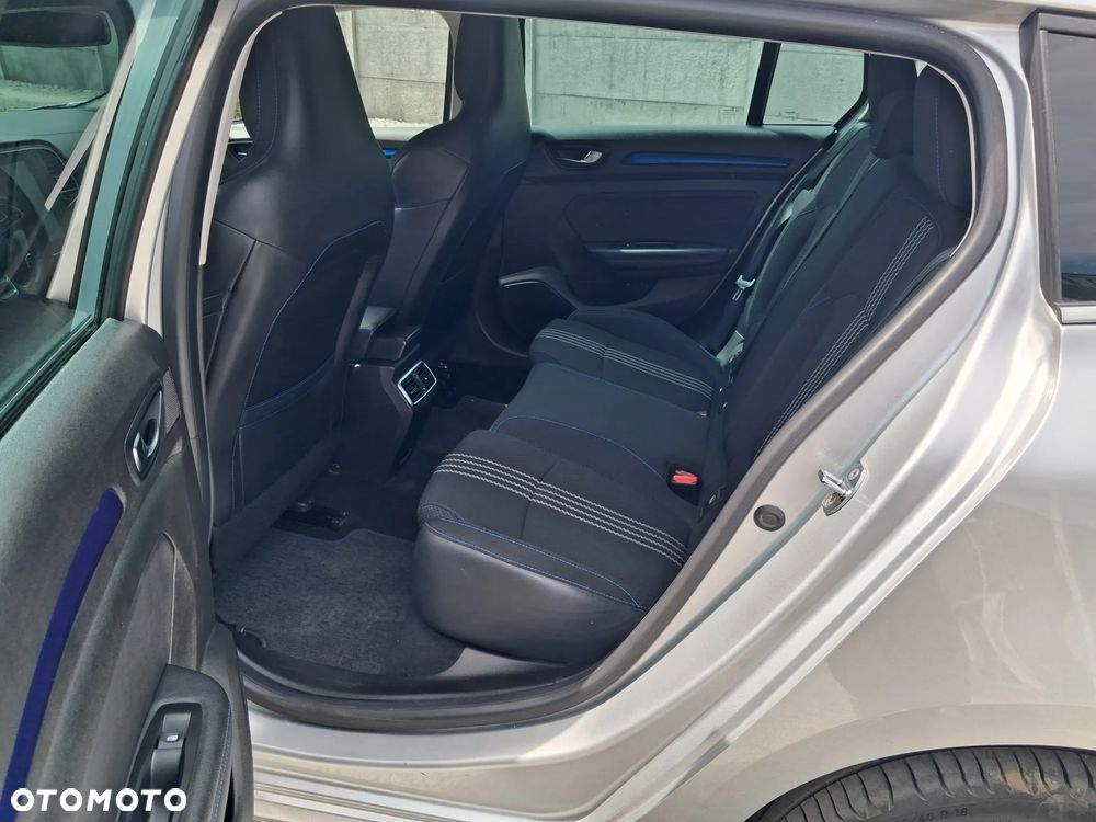Renault Megane ENERGY dCi 110 EDC BOSE EDITION - 23