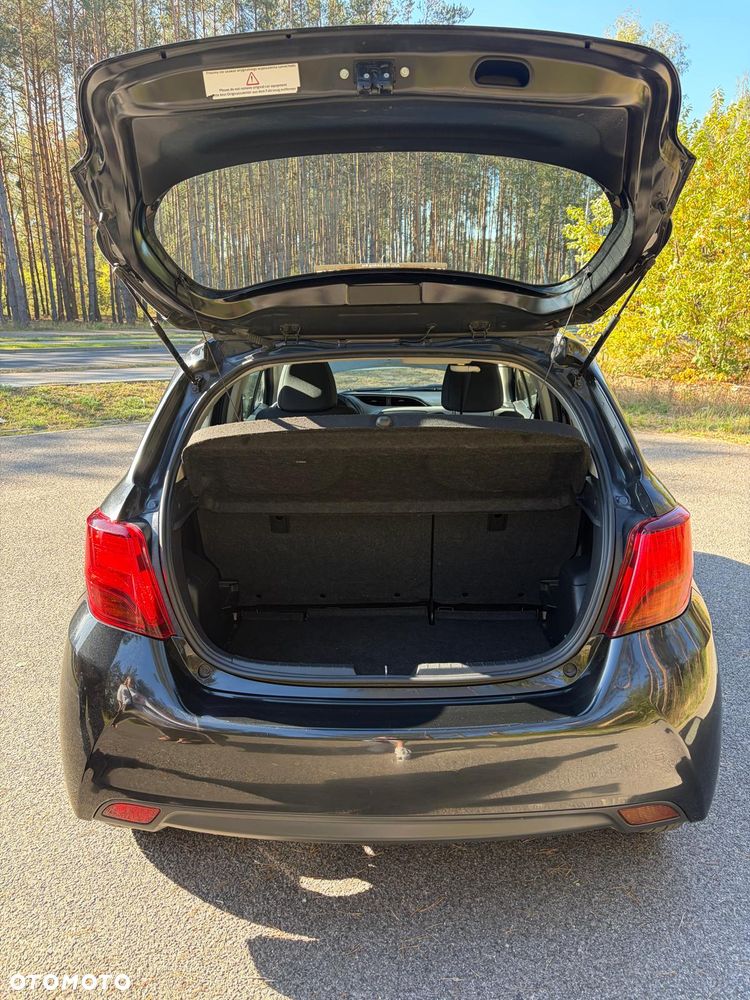 Toyota Yaris - 17