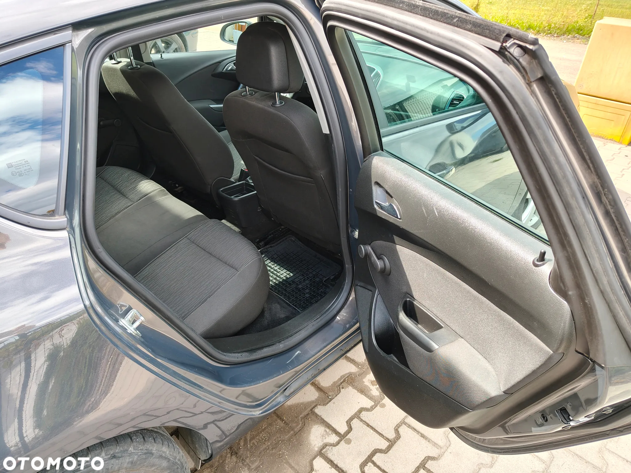 Opel Astra 1.3 CDTI DPF EcoFLEX Edition - 10