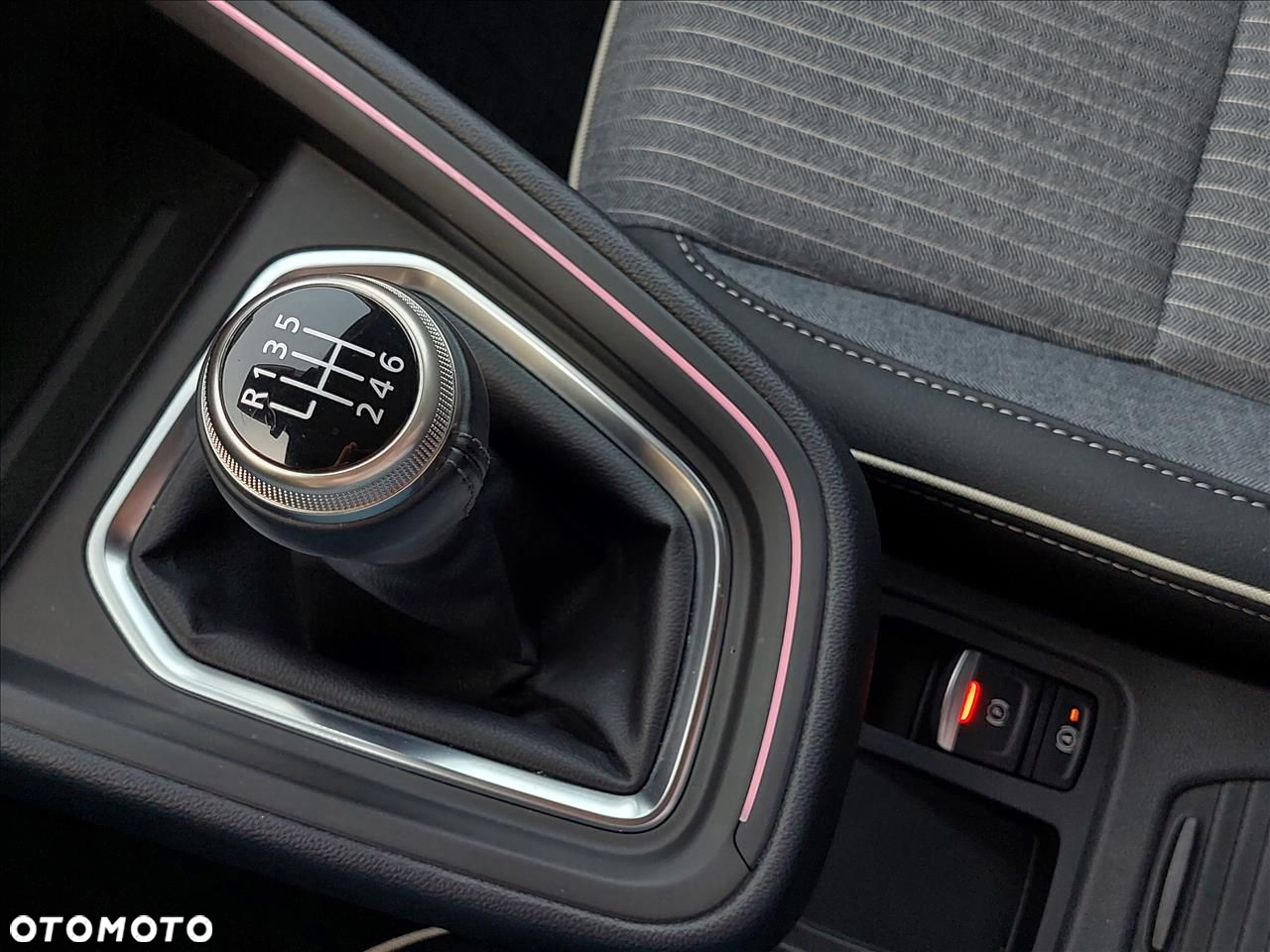 Renault Clio - 18