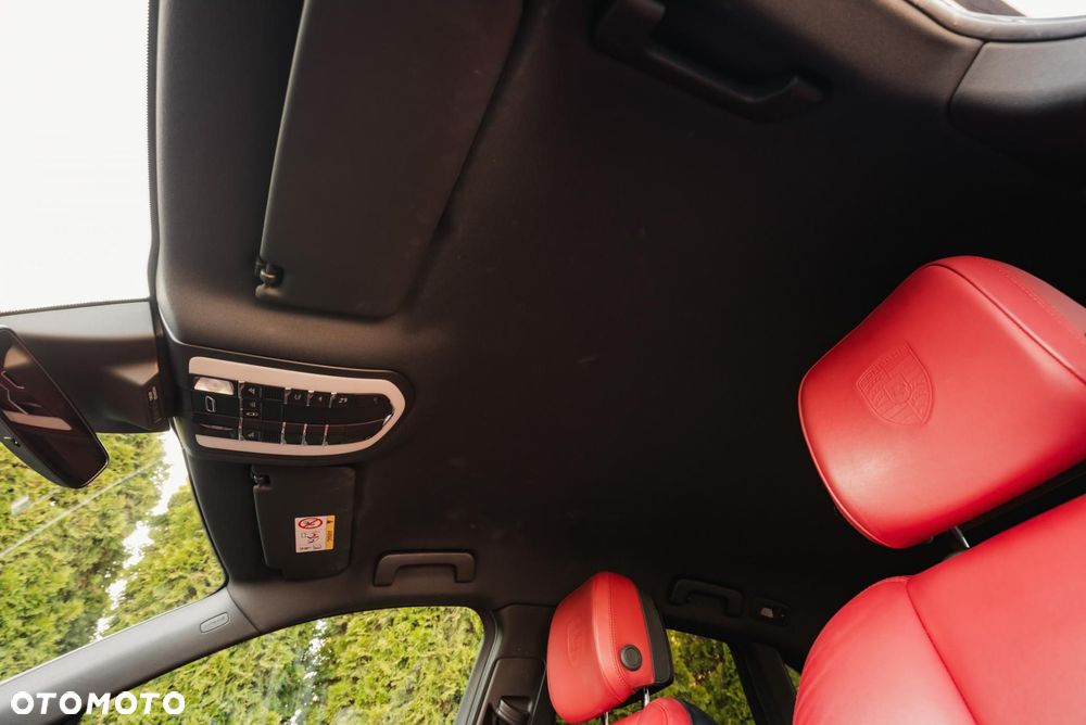 Porsche Macan Standard - 33