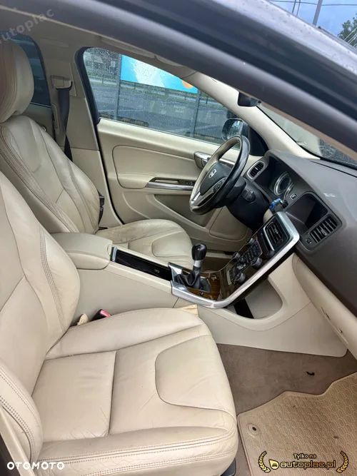 Volvo S60 D3 Base - 8