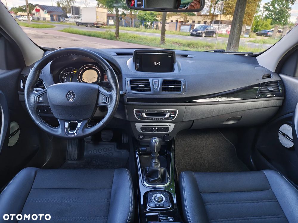 Renault Megane ENERGY TCe 115 Start & Stop Bose Edition - 19