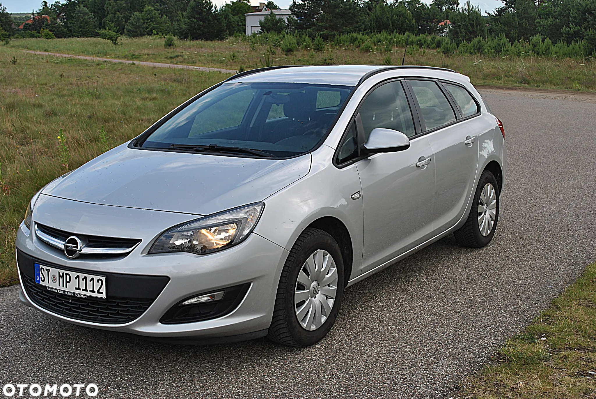 Opel Astra 1.6 D (CDTI) Sports Tourer Edition - 2
