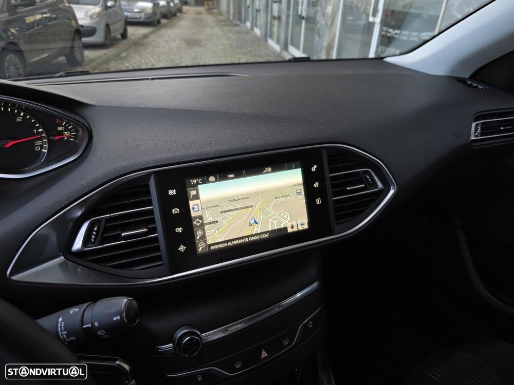 Peugeot 308 SW 1.6 BlueHDi Allure - 14