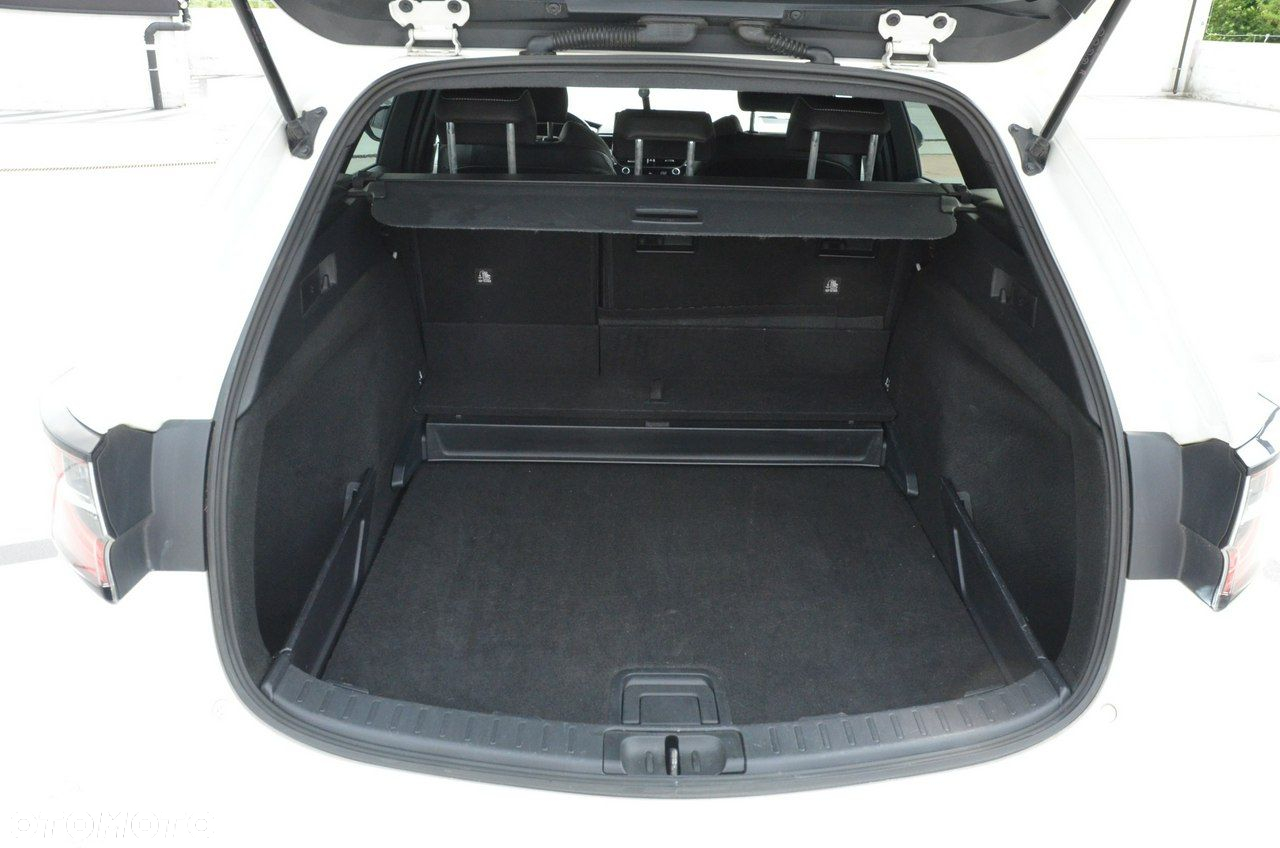 Toyota Corolla - 19