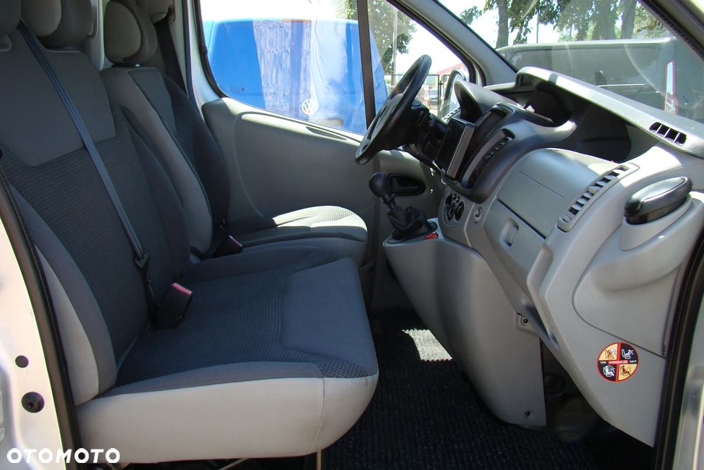 Opel Vivaro - 5