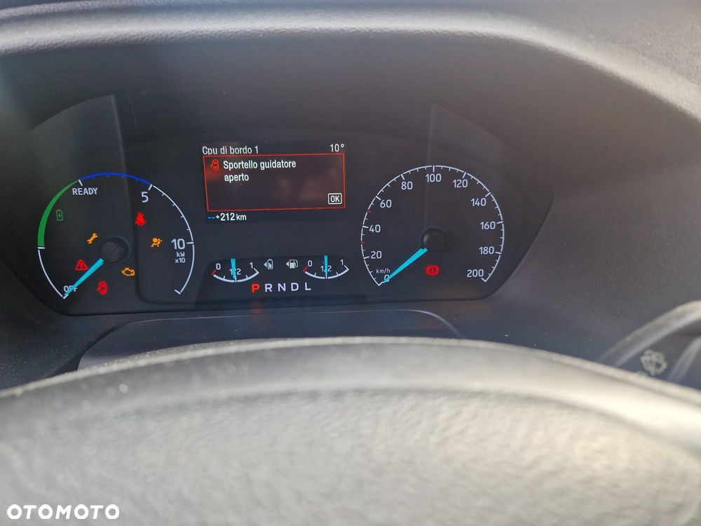 Ford Transit Custom L1H1 AUTOMAT TITANIUM PHEV FV23% - 22