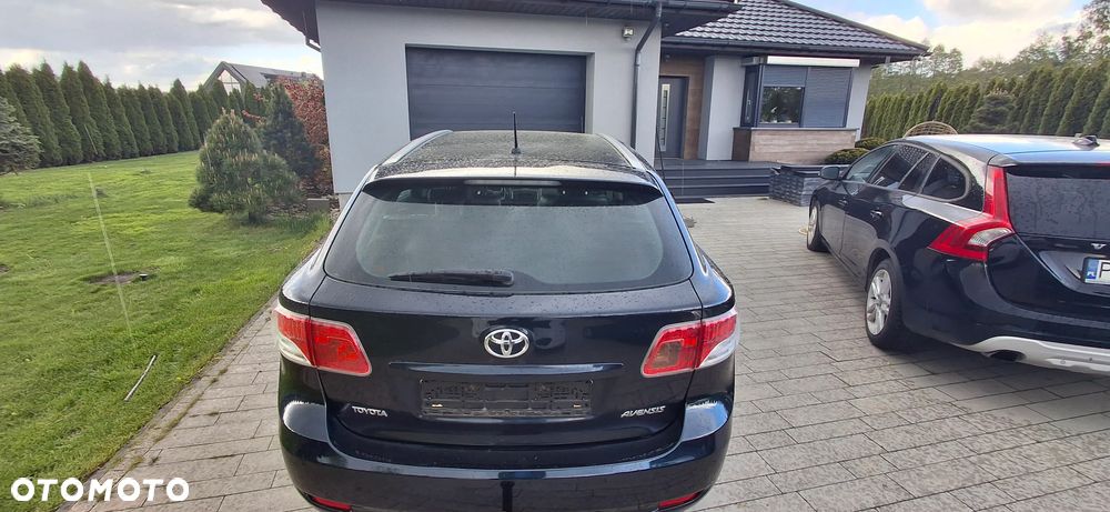 Toyota Avensis 2.0 D-4D Edition - 5