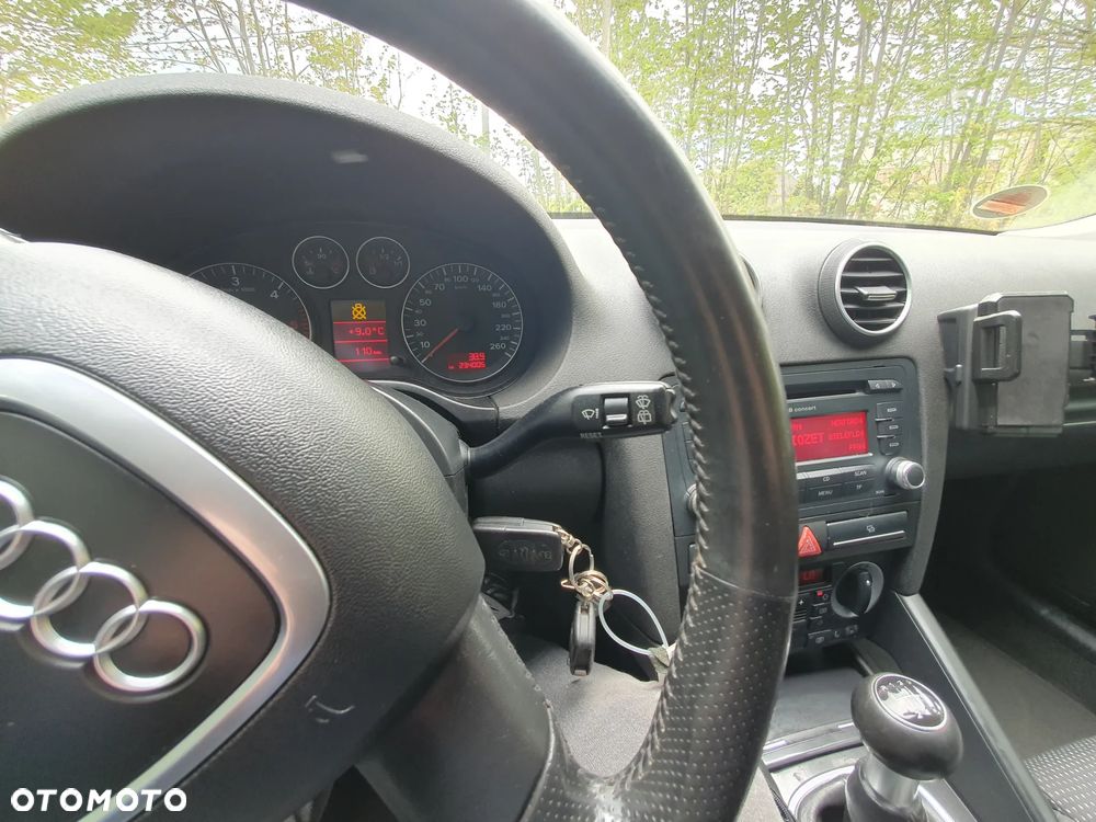 Audi A3 Sportback 2.0 TDI Ambiente - 16