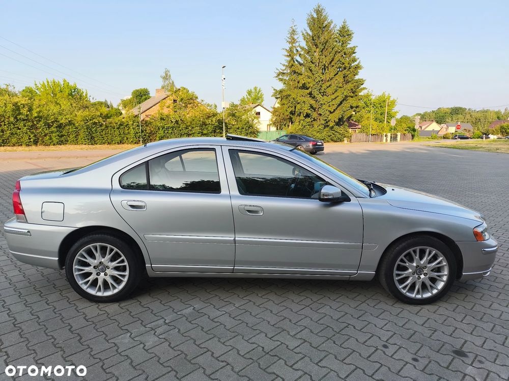 Volvo S60 2.4 Summum - 4
