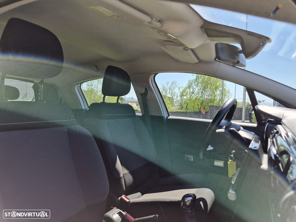 Citroën C3 Pure Tech Shine - 13