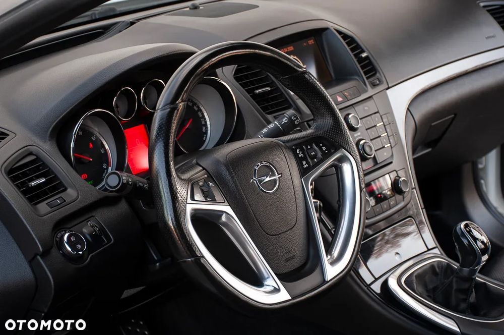 Opel Insignia 2.0 CDTI - 23