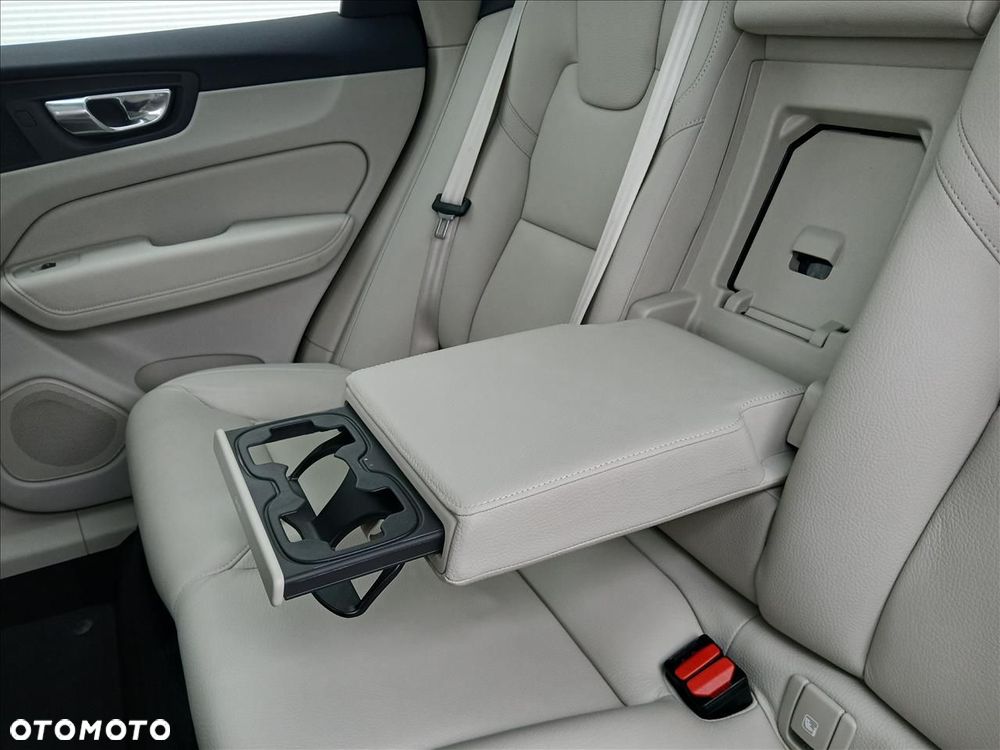 Volvo XC 60 - 12