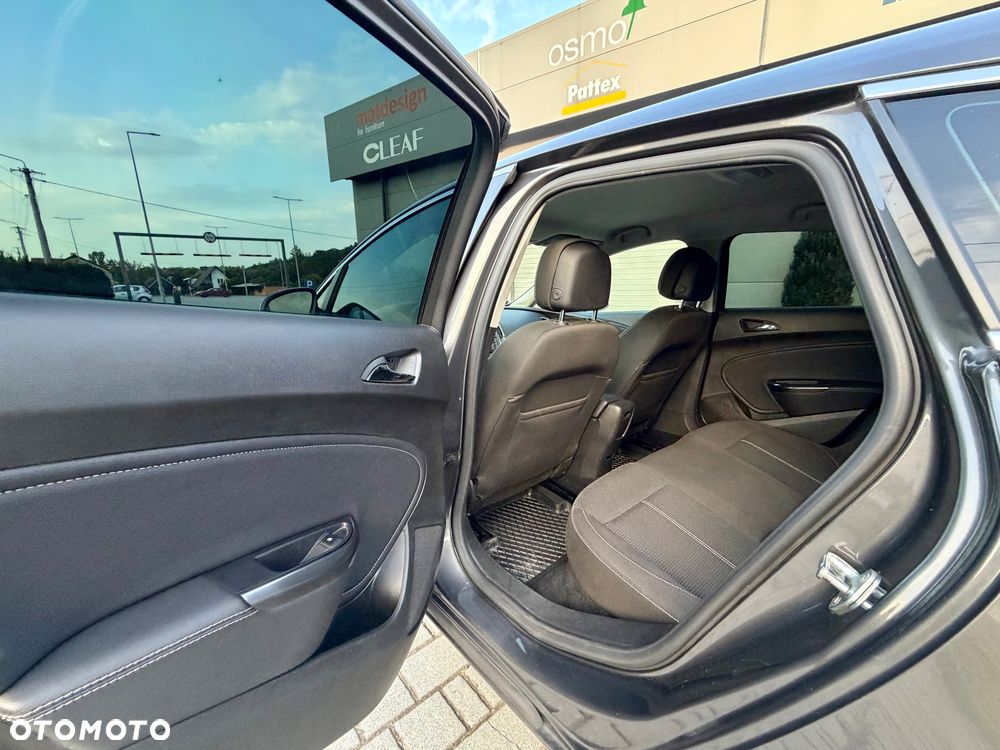 Opel Astra 1.4 Turbo Cosmo - 21