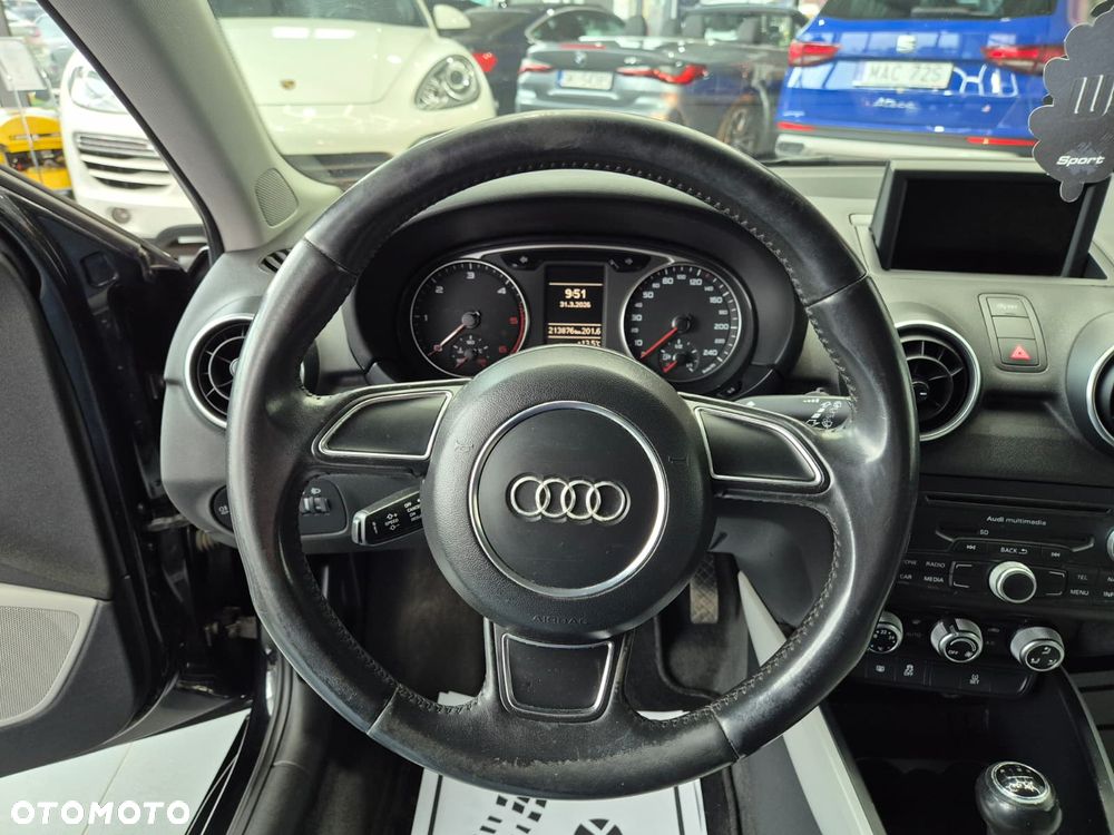 Audi A1 Sportback 1.6 TDI Attraction - 16